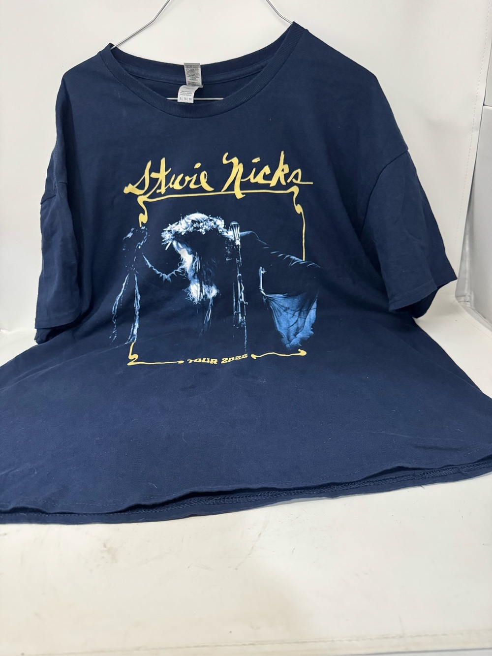 Gildan Navy Stevie Nicks Graphic Tee with Yellow Print 2022 preowned tour date